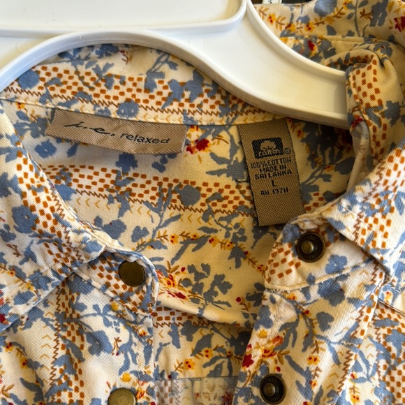 Cream Floral Snap Down Shirt - Picture 4 of 7